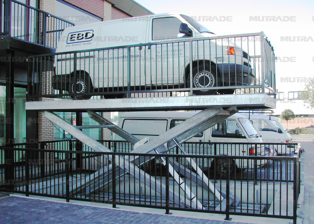 剪叉式液壓升降機(jī)